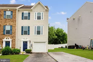 707 Spencer Dr, Hanover, PA 17331 - Photo 1