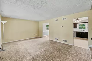 439 Valley Rd, York, PA 17407 - Photo 5