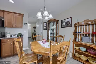 226 N Alpine Dr, York, PA 17408 - Photo 9