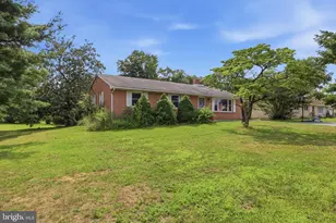 2400 Derry Rd, York, PA 17408 - Photo 3