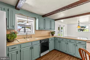 975 Marbrook Ln, York, PA 17404 - Photo 11