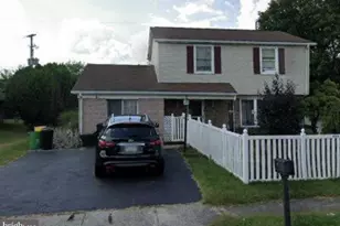 975 Marbrook Ln, York, PA 17404 - Photo 3