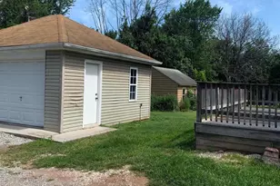 2243 Sunset Ln, York, PA 17408 - Photo 3
