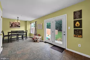 208 Country Ridge Dr, Red Lion, PA 17356 - Photo 11