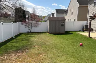 720 Strayer Dr, Windsor, PA 17366 - Photo 5