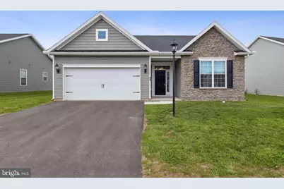 299 Edie Circle #114, Stewartstown, PA 17363 - Photo 1