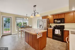 205 Knob Creek Ln, York, PA 17402 - Photo 7
