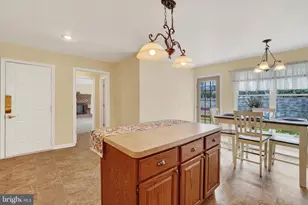 205 Knob Creek Ln, York, PA 17402 - Photo 11
