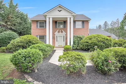 811 Greenbriar Road, York, PA 17404 - Photo 1