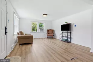2260 S George St, York, PA 17403 - Photo 3