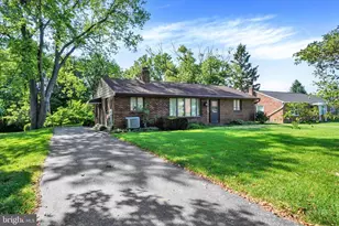 406 Beaumont Rd, York, PA 17403 - Photo 3