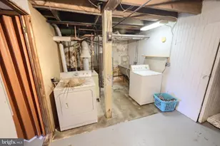 509 W Broadway, Red Lion, PA 17356 - Photo 29