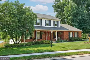 2896 Olde Field Dr, York, PA 17408 - Photo 5