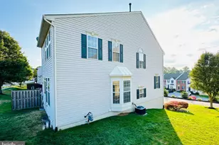 7115 S Sentinel Ln, York, PA 17403 - Photo 3