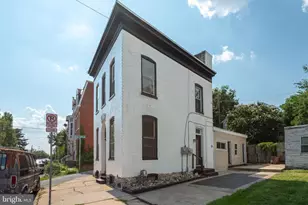 315 W North St, York, PA 17401 - Photo 3