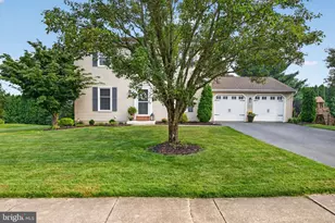432 White Rose Ln, York, PA 17402 - Photo 3