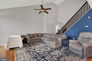 1950 Oakwood Dr, Hanover, PA 17331 - Photo 3