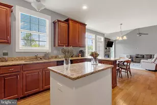 1950 Oakwood Dr, Hanover, PA 17331 - Photo 9