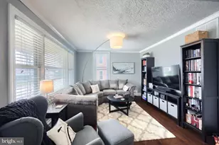 2421 S Queen St, York, PA 17402 - Photo 15
