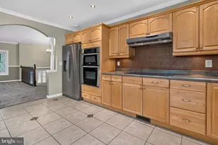327 S Duke St, York, PA 17403 - Photo 11