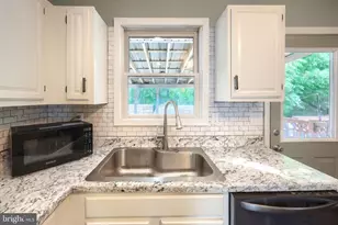 3802 Fox Chase Dr, Dover, PA 17315 - Photo 15