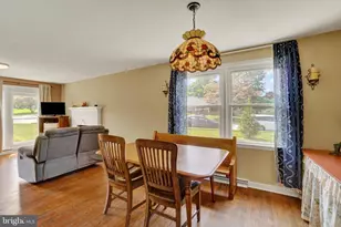 970 Sundale Dr, York, PA 17402 - Photo 11