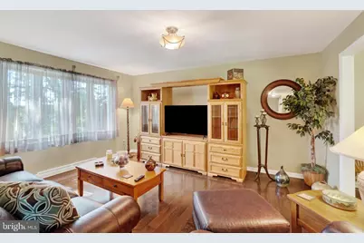 1911 Oakley Drive, York, PA 17408 - Photo 3