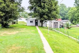 878 York St, Hanover, PA 17331 - Photo 11