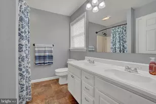 2005 Ashcombe Dr, Dover, PA 17315 - Photo 17