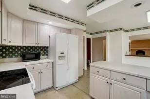 3706 Silverwood Dr, York, PA 17402 - Photo 17