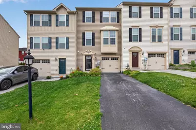 37 S Center Street, Hanover, PA 17331 - Photo 1