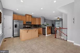37 S Center St, Hanover, PA 17331 - Photo 11