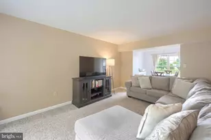 804 Skyview Dr, York, PA 17406 - Photo 7