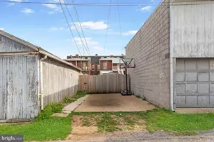 1429 W Philadelphia St, York, PA 17404 - Photo 19