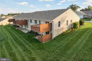 2451 Pin Oak Dr, York, PA 17406 - Photo 5
