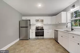 627 Broadway, Hanover, PA 17331 - Photo 11