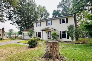 35 Johnston Cir, Hanover, PA 17331 - Photo 3