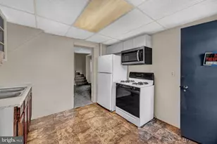 131 E Chestnut St, Hanover, PA 17331 - Photo 37