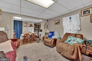 131 E Chestnut St, Hanover, PA 17331 - Photo 23