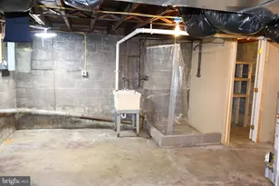 567 N Franklin St, Hanover, PA 17331 - Photo 57