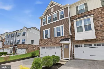 1054 Rosecroft Lane #24, York, PA 17403 - Photo 3