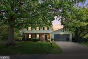 2156 Southbrook Dr, York, PA 17403 - Photo 1