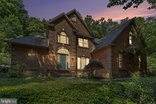 661 Hunters Ln, Lewisberry, PA 17339 - Photo 1