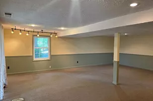 1941 Garnet Rd, York, PA 17403 - Photo 19