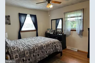 22 S Biesecker Road, York, PA 17408 - Photo 5