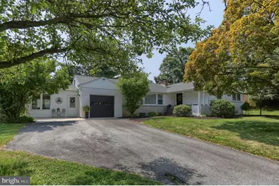 390 Greendale Road, York, PA 17403 - Photo 1