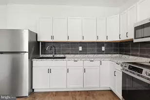 1274 W Princess St, York, PA 17404 - Photo 9