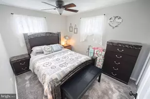 345 Canary Cir, York, PA 17404 - Photo 13