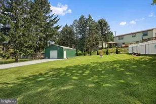 345 Canary Cir, York, PA 17404 - Photo 23