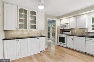 2031 Hollywood Pkwy, York, PA 17403 - Photo 13